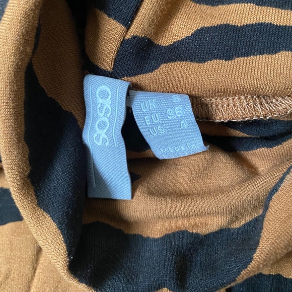 ASOS DESIGN High Neck Bodysuit in Animal Print - Picture 9 of 11